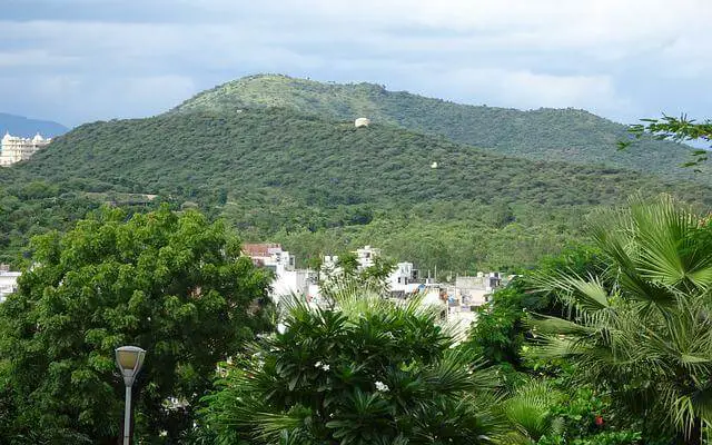 udaipur-Mountain