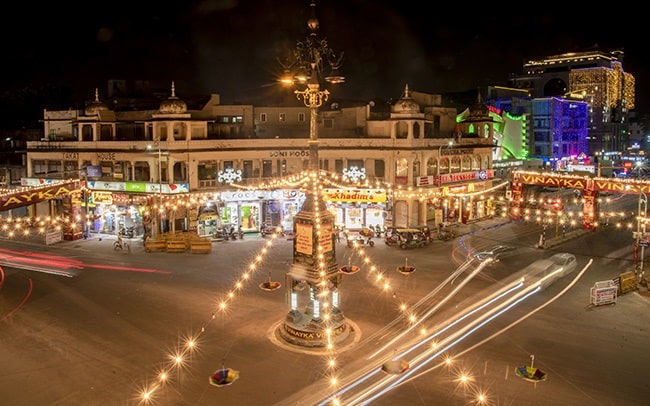 Mirza Ismail Paanch Batti on Diwali