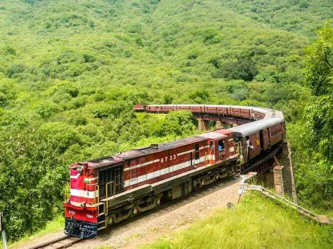 beautiful goram ghat train curve