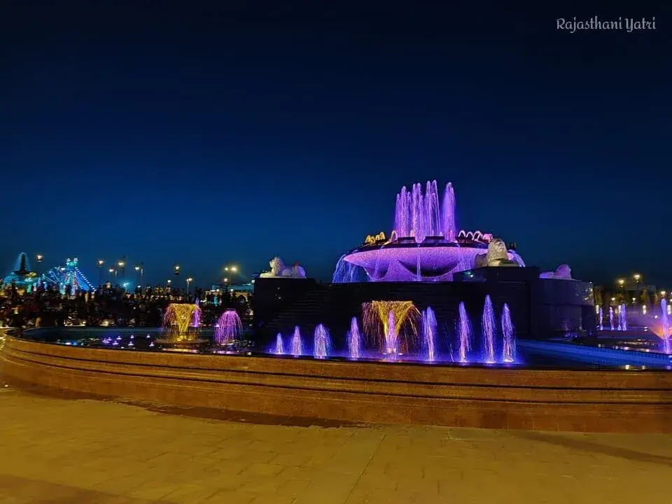 Fountain Square Park Central Fountain