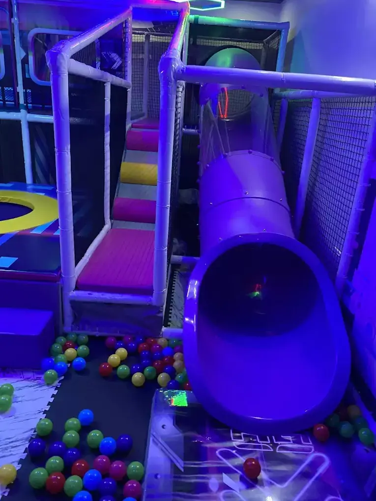 kids-game-at-vr-theme-park-jaipur