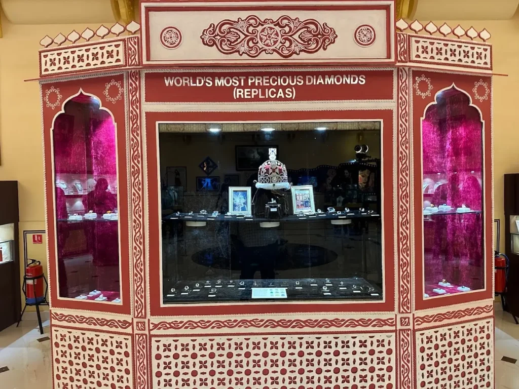 khazana mahal jaipur diamond replica section